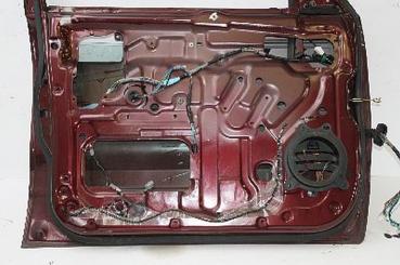 Preview: Tür 3trg links 8971709670 Isuzu TROOPER