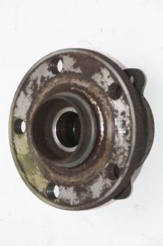 Preview: Radnabe vorn links 8J0598625 VW PASSAT Variant 3C