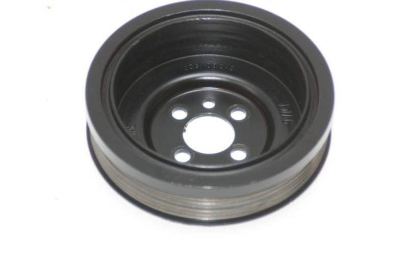 Riemenscheibe 03G105243 VW PASSAT Variant 3C