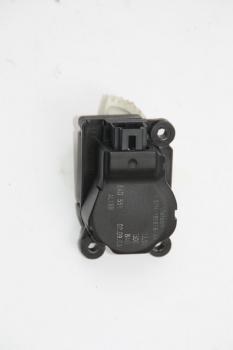 Preview: Stellmotor Heizung 1S7H19E616AA Ford MONDEO 3 STH