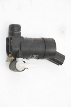 Preview: Scheibenwischerwasserpumpe 1S7117K624FE Ford FOCUS 2 DA