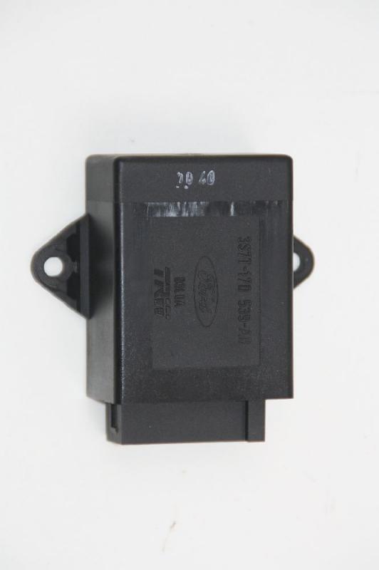 Preview: Relais 3S7T17D539AB Ford MONDEO 3 Turnier