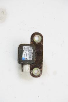 Preview: Airbag Sensor rechts 3893065J00 Suzuki GRAND VITARA 2