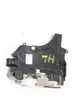 Preview: Türschloß hinten links MN136712 Mitsubishi L 200 4 KB4T