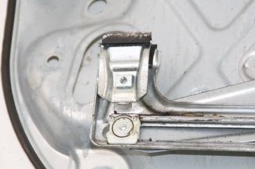 Preview: Fensterheber elektrisch 3trg. vorn rechts 8679979 Volvo C30