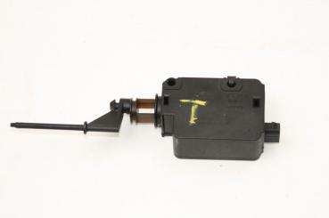 Stellmotor ZV Tankklappe 67118381522 BMW 7er E65