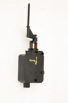 Preview: Stellmotor ZV Tankklappe 67118381522 BMW 7er E65