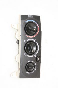 Klimabedienteil 7701048355 Renault MEGANE 1 Grandtour KA