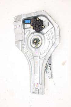 Fensterheber elektrisch hinten links 834702E010 Hyundai TUCSON 1