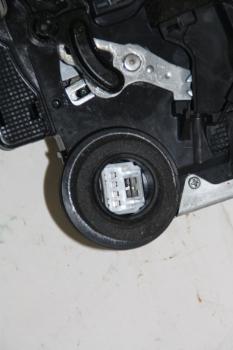 Preview: Türschloß hinten links 6906042030 Toyota RAV4 3 SA CA