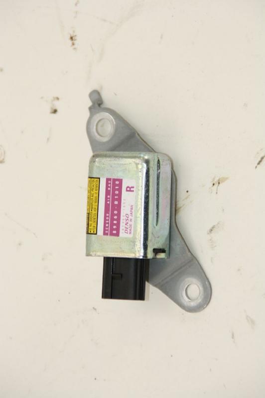 Preview: Airbag Sensor rechts 1879001652 Daihatsu SIRION 2 M3