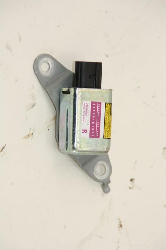 Preview: Airbag Sensor rechts 1879001652 Daihatsu SIRION 2 M3