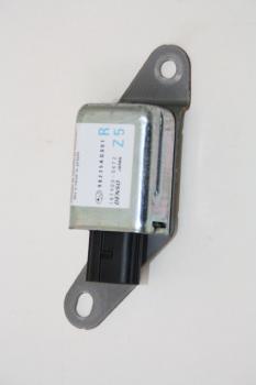 Preview: Airbag Sensor rechts 1879000672 Subaru LEGACY 4 SW