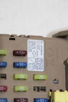 Preview: Sicherungskasten 82201AG030 Subaru LEGACY 4 SW