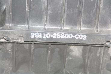 Preview: Luftfiltergehäuse 281102B200 Hyundai SANTA FE 2 CM