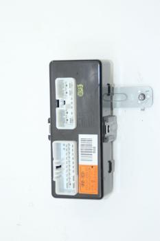 Relais 952302B230 Hyundai SANTA FE 2 CM