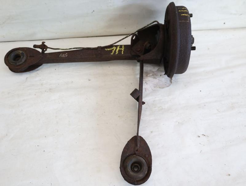 Achsschenkel hinten links Trabant P601