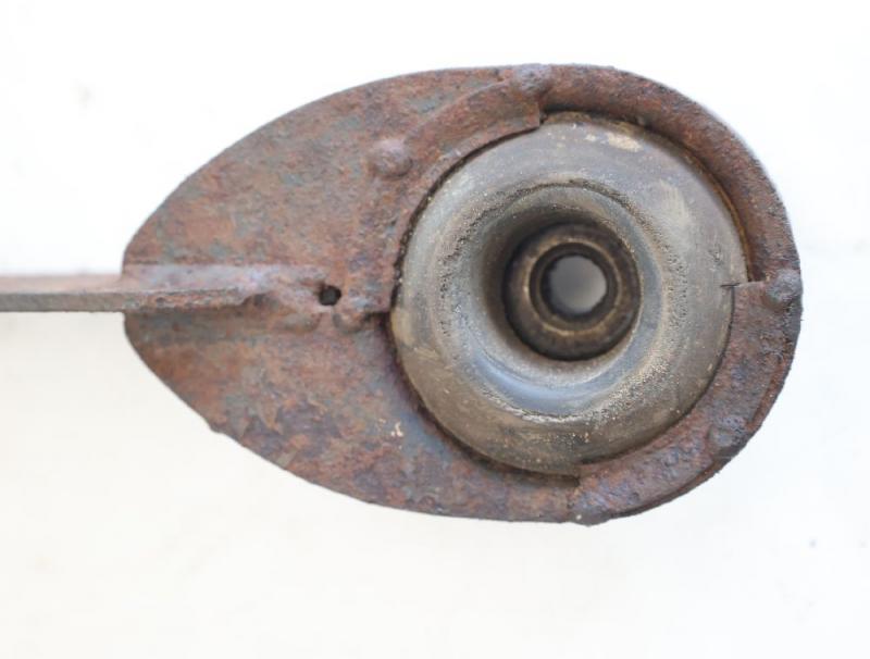 Preview: Achsschenkel hinten links Trabant P601