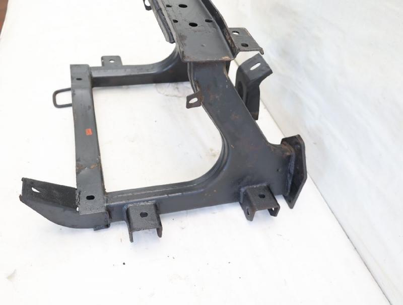 Preview: Achsträger vorn Trabant P601