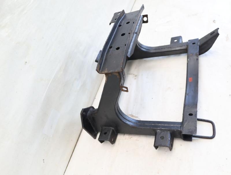 Preview: Achsträger vorn Trabant P601