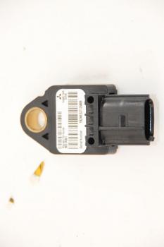 Preview: Airbag Sensor hinten rechts 8651A001 Citroen C-CROSSER