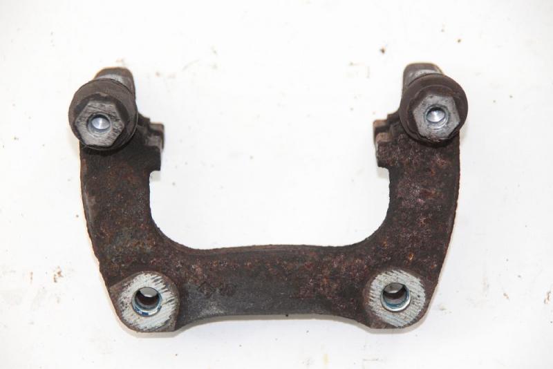 Bremssattelträger hinten rechts 4404H5 Peugeot PARTNER 2 Tepee