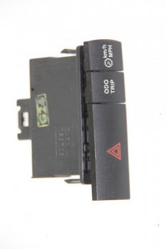 Preview: Schalter Warnblink 8433047020 Toyota PRIUS 2 NHW20