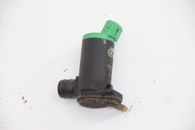 Scheibenwischerwasserpumpe 643460 Peugeot 206 2A