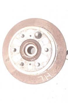 Achsschenkel hinten links MR992531 Mitsubishi PAJERO 3 V60
