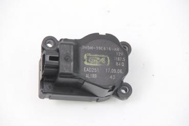 Stellmotor Heizung 3M5H19E616AB Ford FOCUS 2 DA