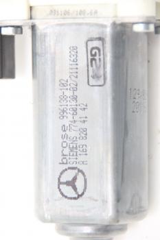 Preview: Fensterheber-Motor vorn links 1698204142 Mercedes B-KLASSE W245