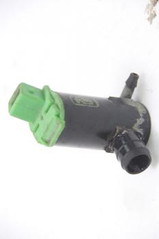 Preview: Scheibenwischerwasserpumpe 28920AR000 Nissan PICK UP D22