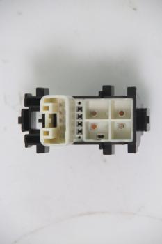 Preview: Schalter Fensterheber vorn rechts 8481006030 Toyota RAV4 3 SA CA