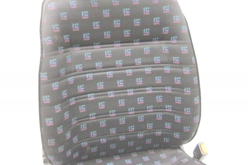 Preview: Sitz vorn rechts 1E0881106 VW GOLF 3