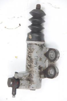 Preview: Kupplung - Nehmerzylinder MR980832 Mitsubishi L 200 4 KB4T