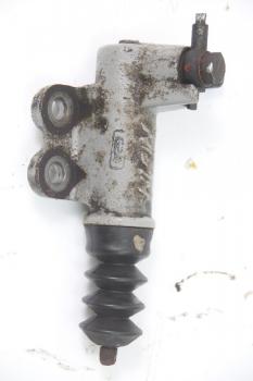 Preview: Kupplung - Nehmerzylinder MR980832 Mitsubishi L 200 4 KB4T