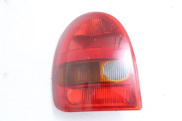 Rückleuchte links 90444141 Opel CORSA B