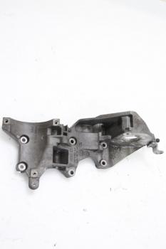 Aggregatehalter 03L903143Q Skoda SUPERB 2 3T5 Combi