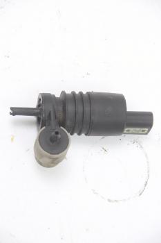 Preview: Scheibenwischerwasserpumpe 1K6955651 Seat IBIZA 2 6K