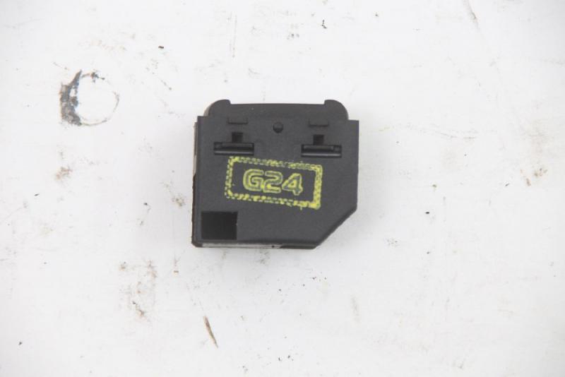 Preview: Schalter Fensterheber vorn rechts 3B0959855B VW GOLF 4