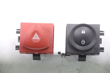 Schalter Warnblink 8200095493 Renault MEGANE 2 Grandtour KM