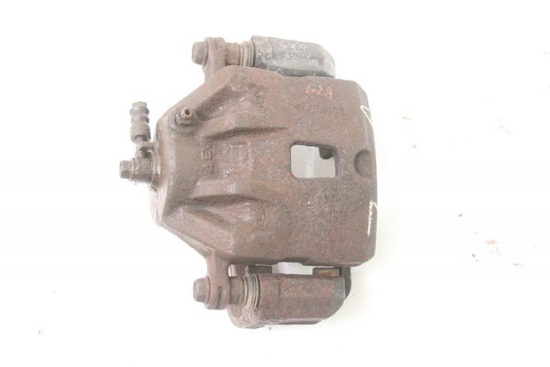 Bremssattel vorn links 581102E000 Hyundai TUCSON 1