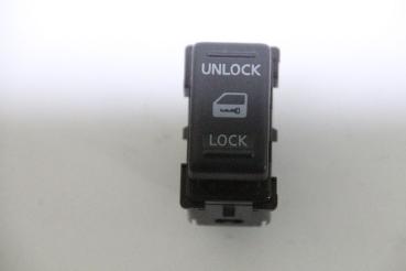 Schalter sonstige 252105X00A Nissan NAVARA D40