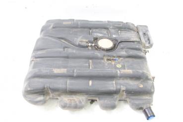 Kraftstofftank 6384710701 Mercedes VITO 1 W638
