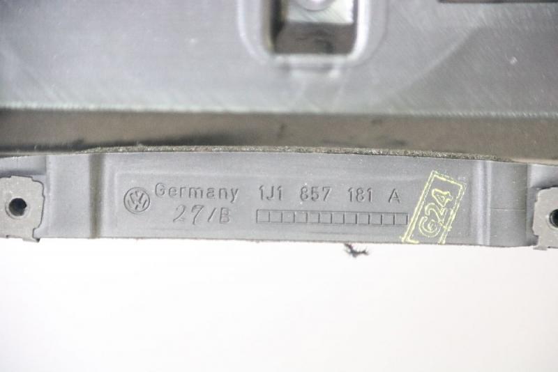 Preview: Armaturenbrett 1J1857181A VW GOLF 4