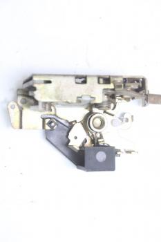 Türschloß vorn rechts 9017200235 Mercedes SPRINTER 902