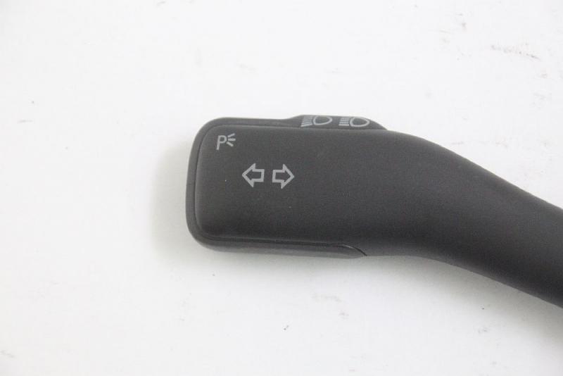 Preview: Schalter Blinker 8L0953513G VW GOLF 4