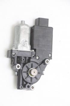 Preview: Schiebedach Motor 8331004050 Mitsubishi OUTLANDER 2