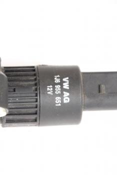 Preview: Scheibenwischerwasserpumpe 1J6955651 Seat IBIZA 2 6K
