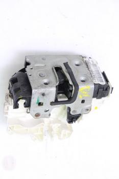 Preview: Türschloß vorn links P04589693AA Dodge JOURNEY